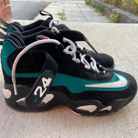 Air Griffey Max 1 sneakers - Picture 1 of 3